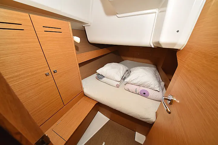 Dufour 382 - 