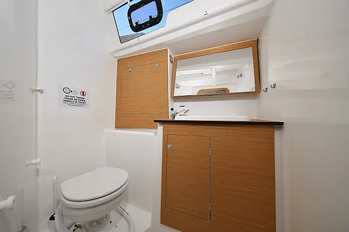 Dufour 382 - 