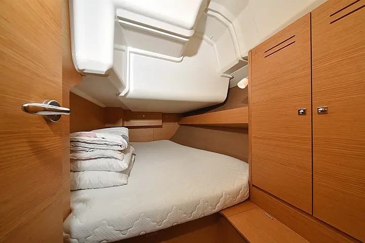 Dufour 382 - 
