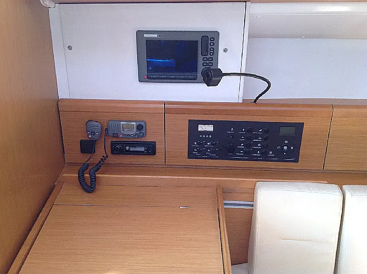 Sun Odyssey 42i - 