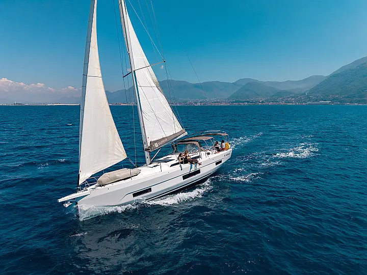 Dufour 470 - 