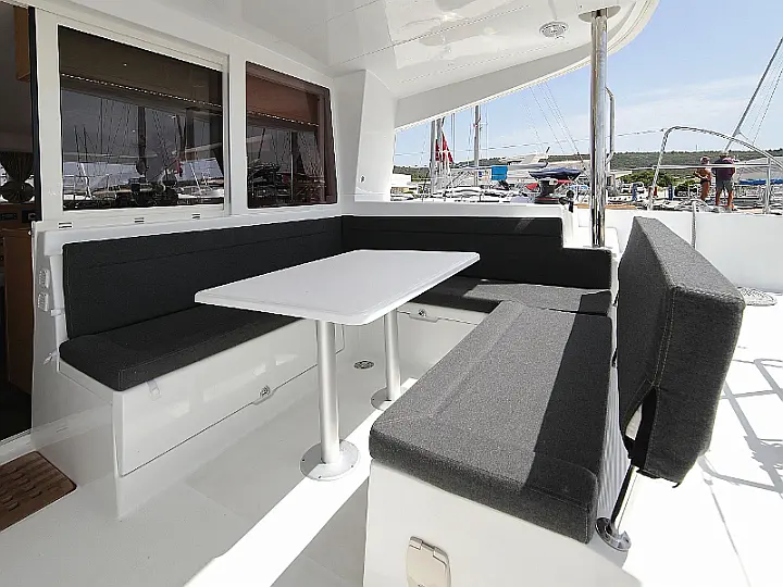 Lagoon 400 S2 LTD EDITION - 