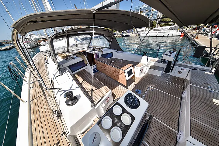Dufour 470 - 