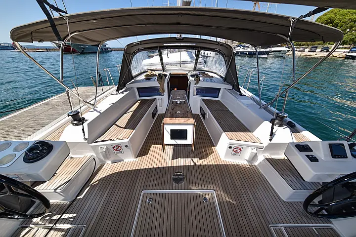Dufour 470 - 