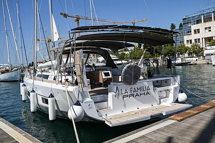 Dufour 470 - 
