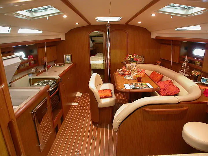 Sun Odyssey 45 - Internal image