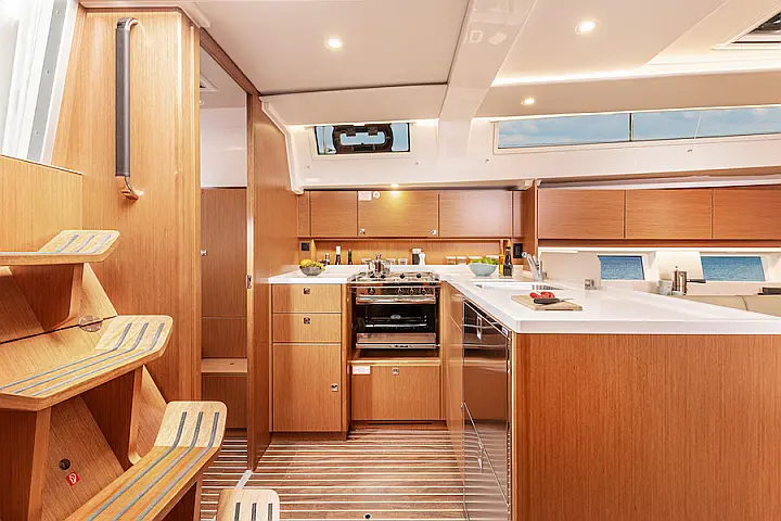 Bavaria C45 Style - 