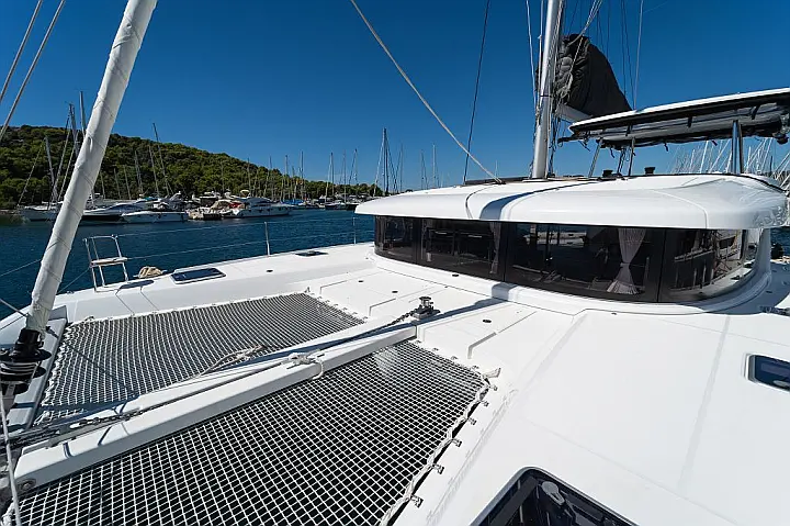 Lagoon 42 Owner Version - 