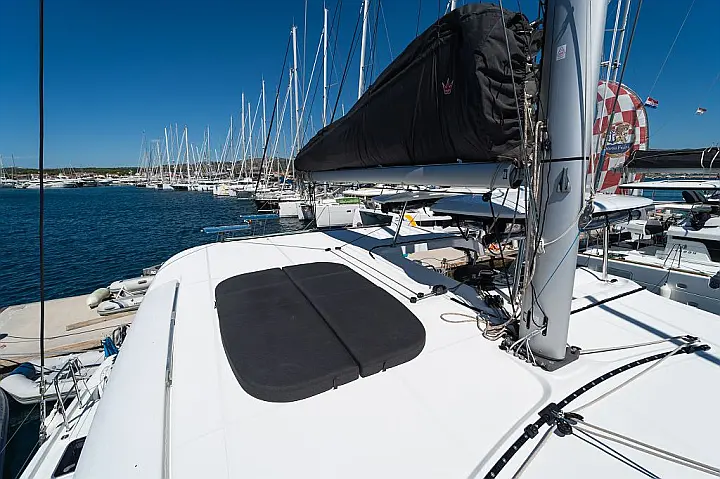 Lagoon 42 Owner Version - 