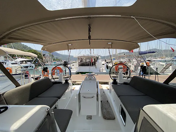 Sun Odyssey 490 - 