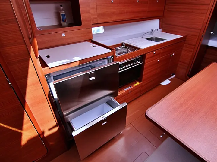 DUFOUR 382 BT - 