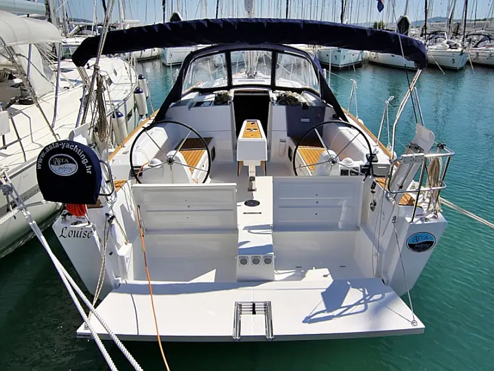DUFOUR 382 BT - 