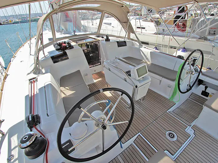 Sun Odyssey 449 - 