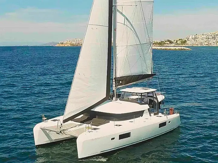 Lagoon 42 (4+1) - External image