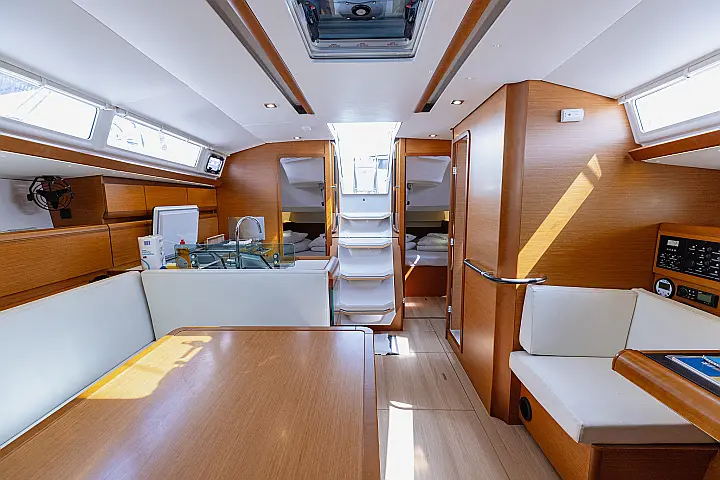 Sun Odyssey 449 - 