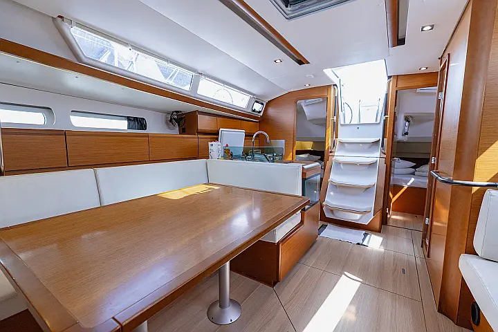 Sun Odyssey 449 - 