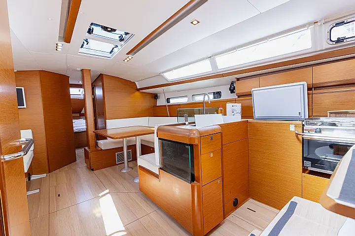 Sun Odyssey 449 - 