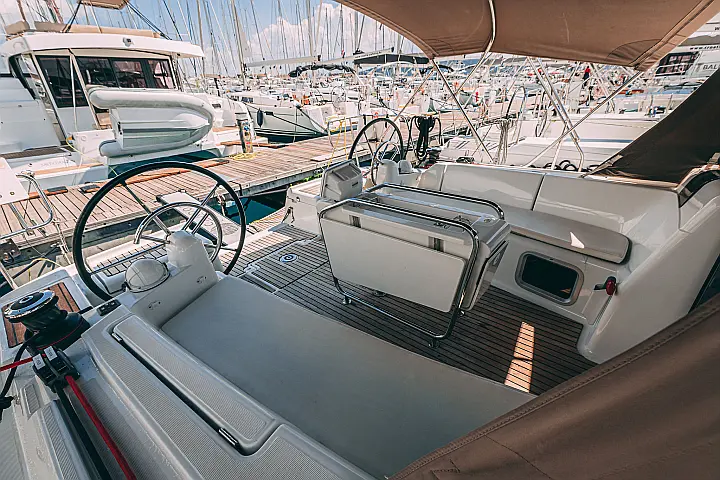 Sun Odyssey 449 - 