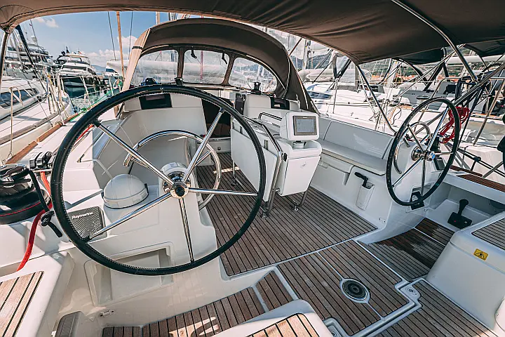 Sun Odyssey 449 - 