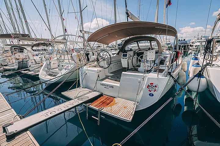 Sun Odyssey 449 - 