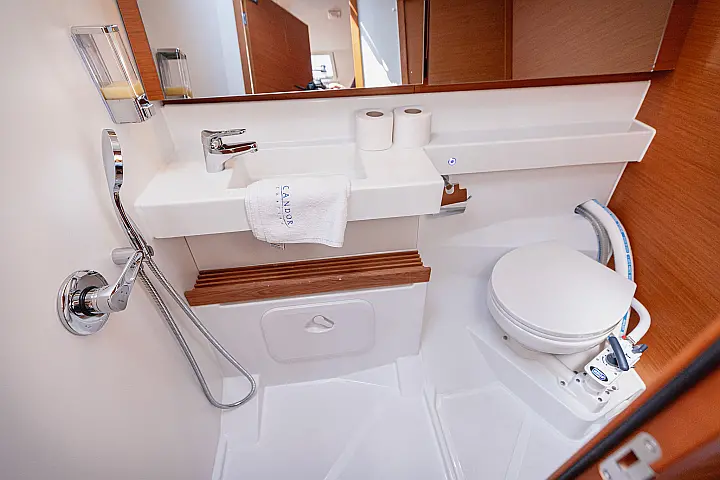 Sun Odyssey 440 - 