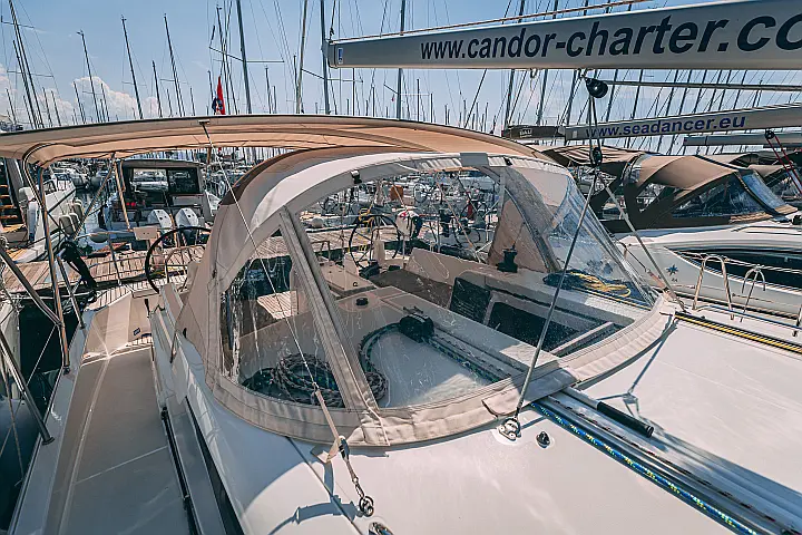 Sun Odyssey 440 - 