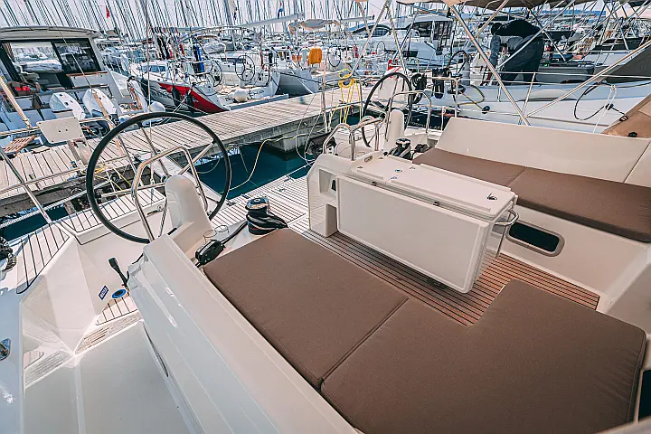 Sun Odyssey 440 - 