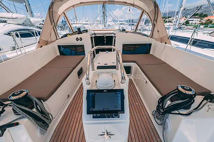 Sun Odyssey 440 - 