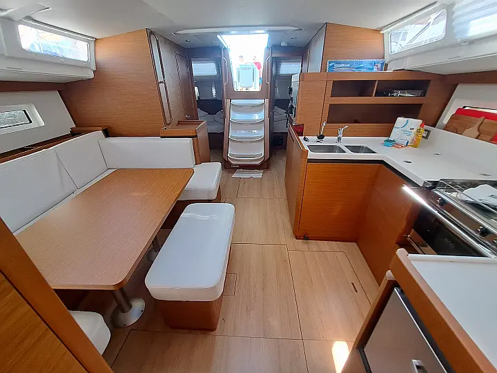 Sun Odyssey 490 - 