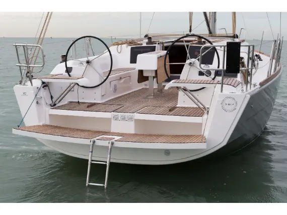 Dufour 382 GL