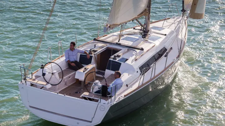 Dufour 382 GL - 