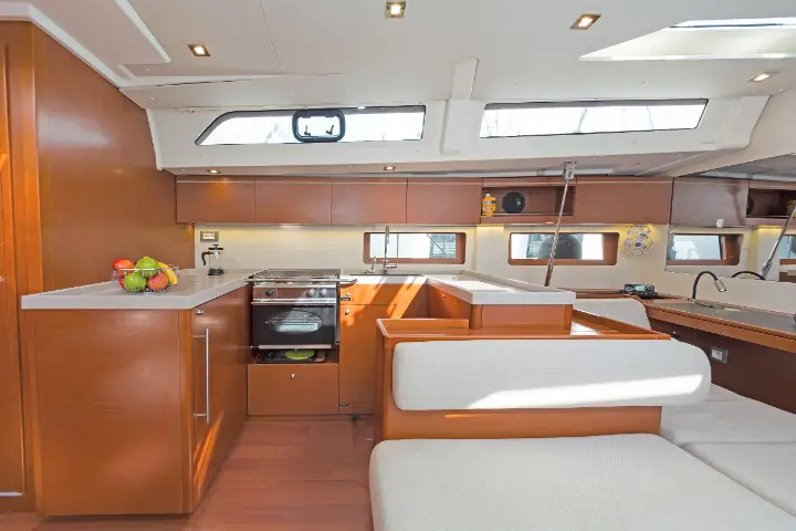 Oceanis 51.1 (5+1 cab) - 