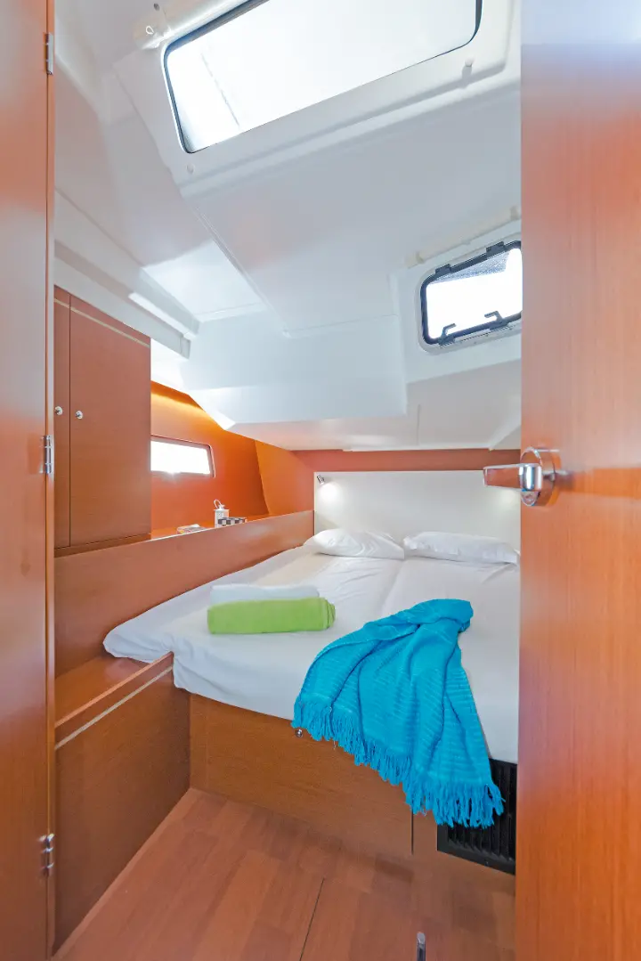 Oceanis 51.1 (5+1 cab) - 