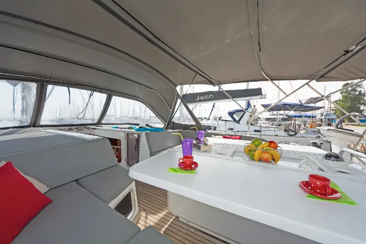 Oceanis 51.1 (5+1 cab) - 