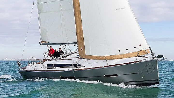 Dufour 382 GL - 