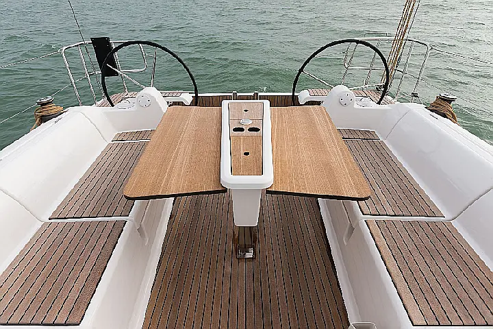 Dufour 382 GL - 