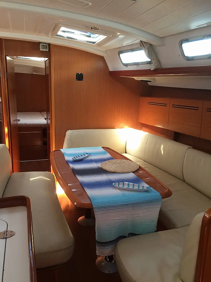 Cyclades 50.5 - 
