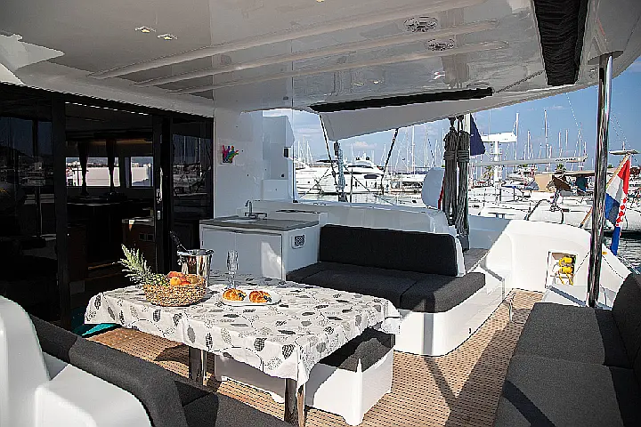 Lagoon 50 LUX elegance 2019 - 