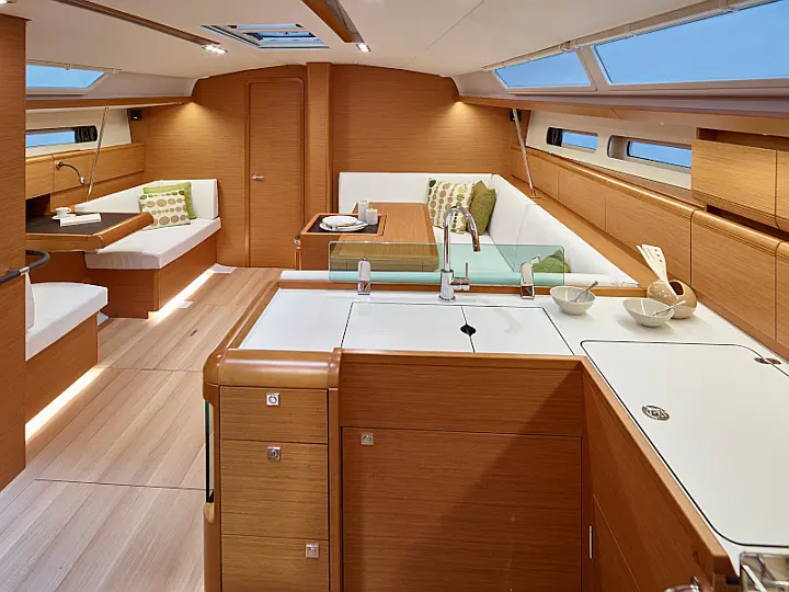 Sun Odyssey 449 - 