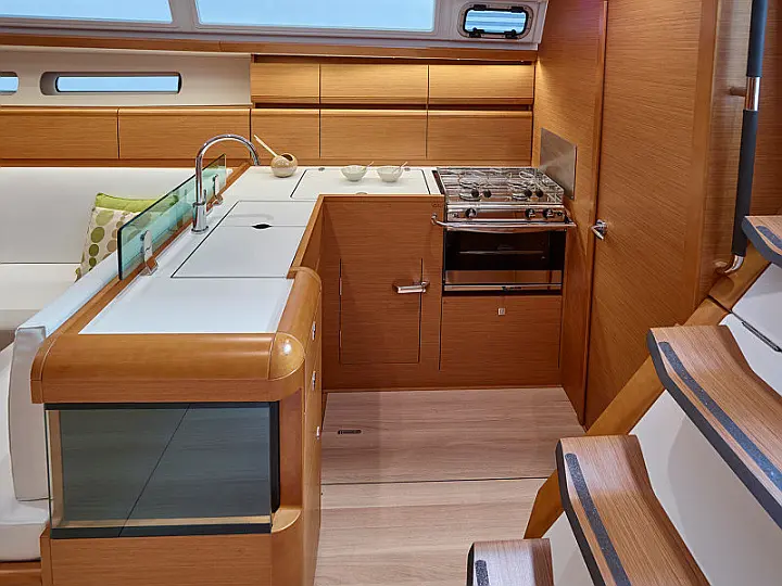 Sun Odyssey 449 - 