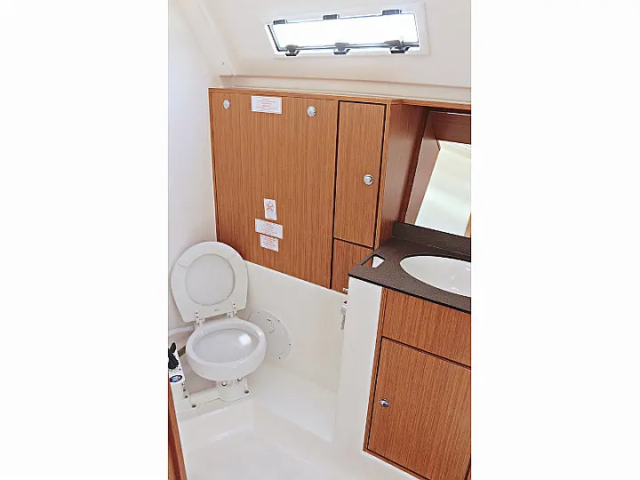 BAVARIA C 40 BT - 