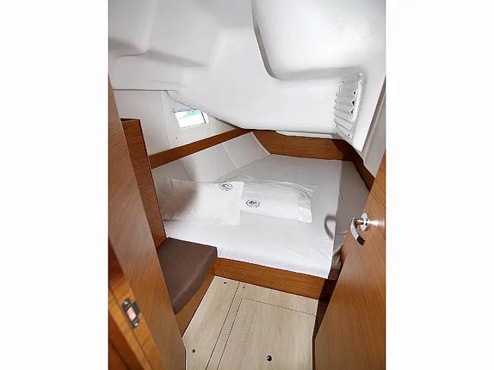 ELAN 40 Impression BT - 