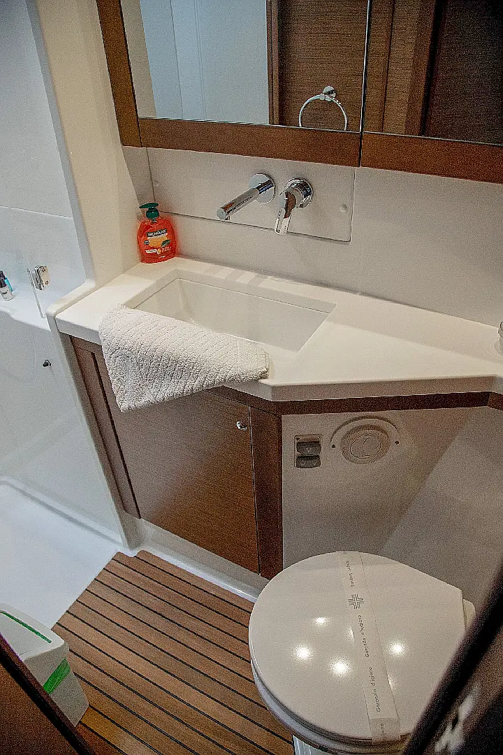 Lagoon 450 F - 