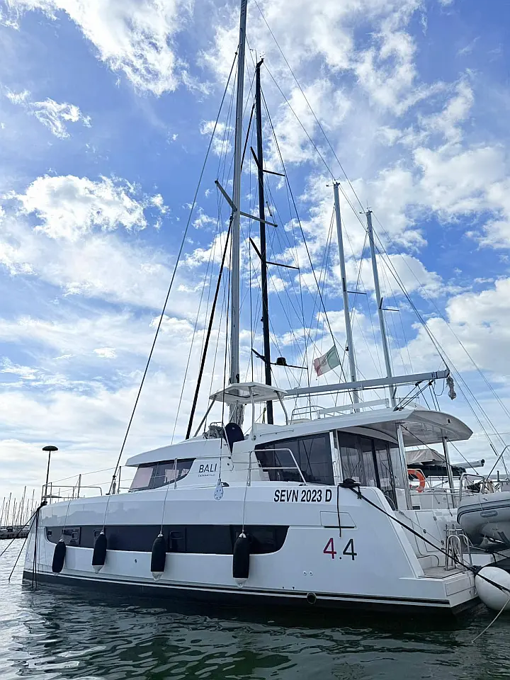 Bali 4.4 - 
