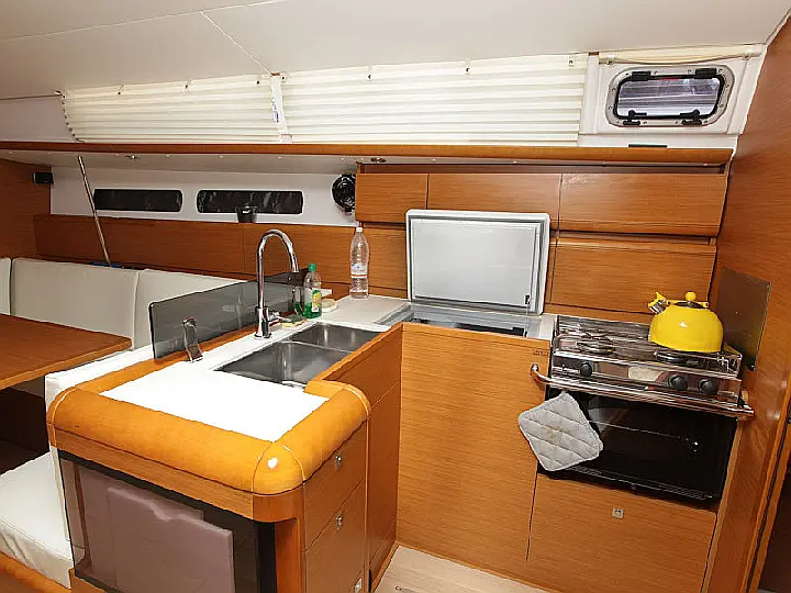 Sun Odyssey 439 - 