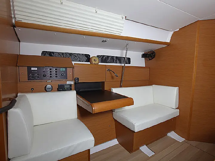 Sun Odyssey 439 - 