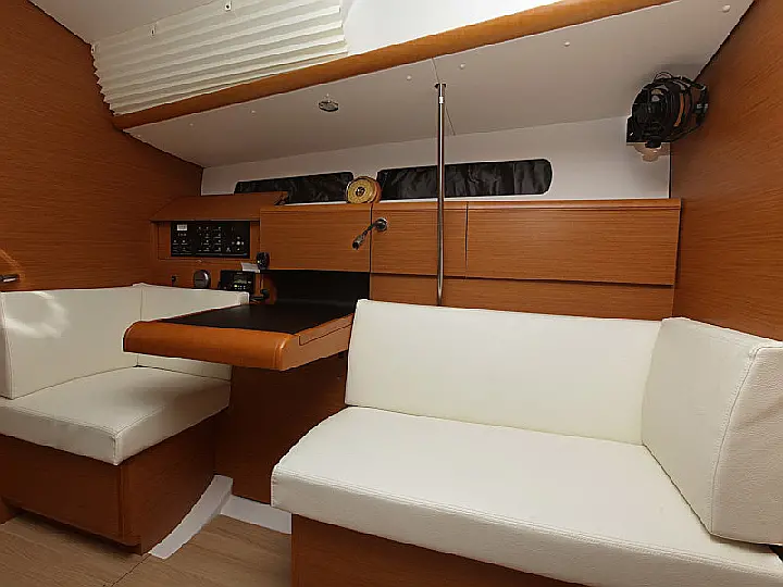 Sun Odyssey 439 - 