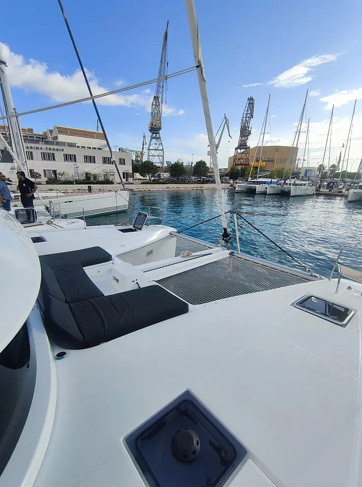 Lagoon 46  - 