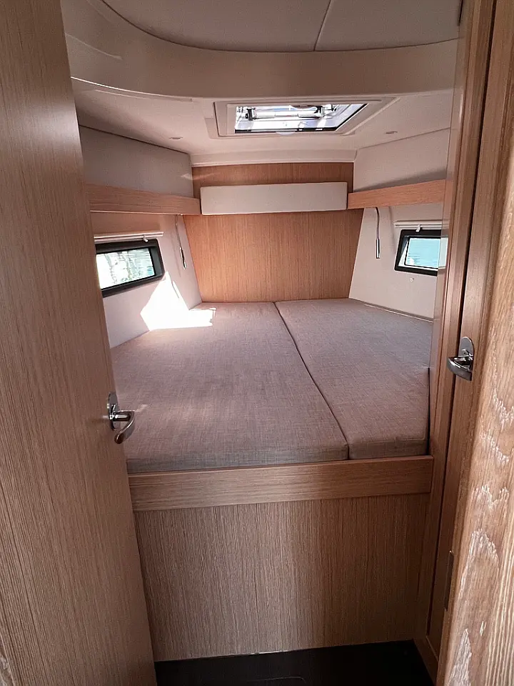 Bavaria C38 (2 heads) - 