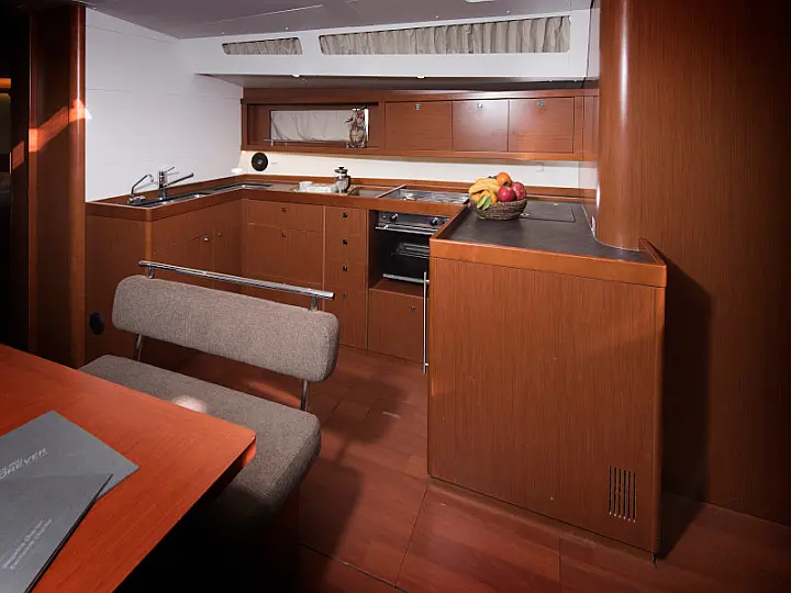 Beneteau Oceanis 48 - 